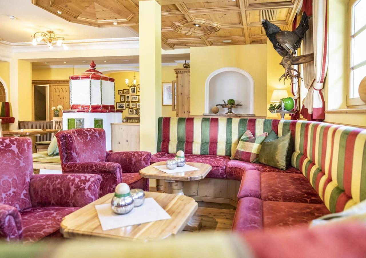 Familien- Und Wellnesshotel Hanneshof Kleinarl Exteriör bild