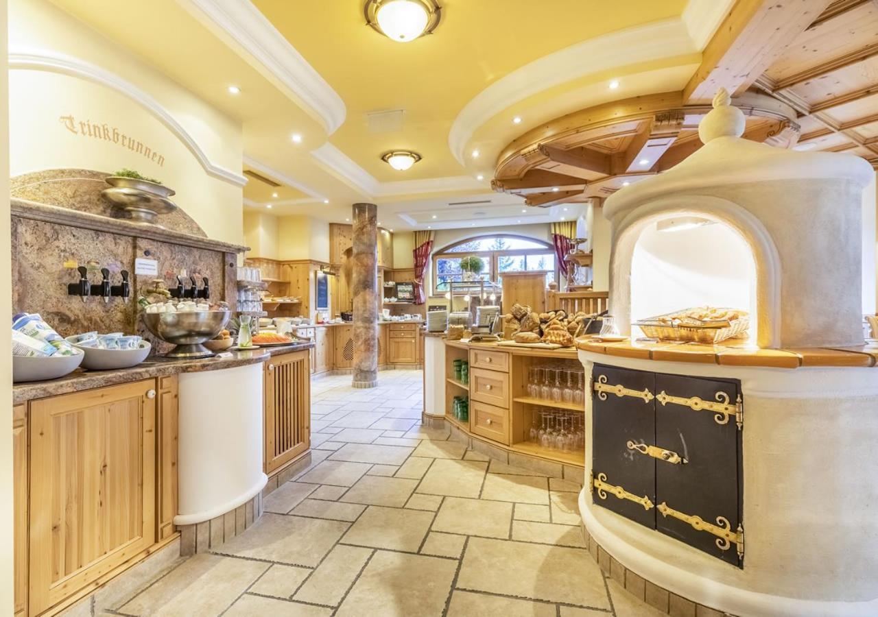 Familien- Und Wellnesshotel Hanneshof Kleinarl Exteriör bild