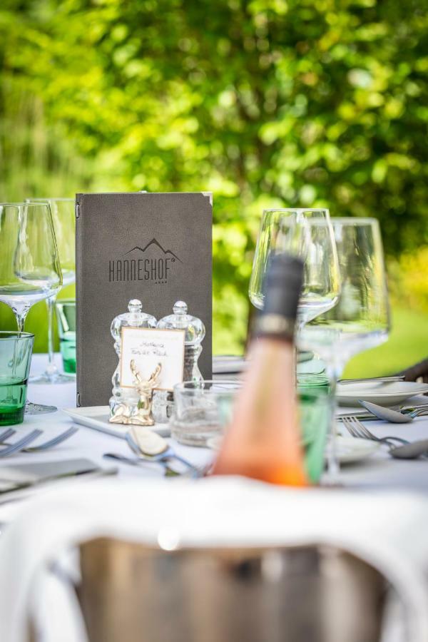 Familien- Und Wellnesshotel Hanneshof Kleinarl Exteriör bild